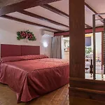 Trevi Bed & Breakfast Rome